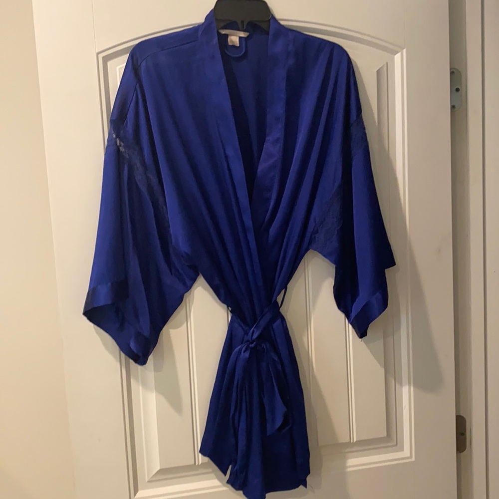 Victoria Secret silk/lace robe.